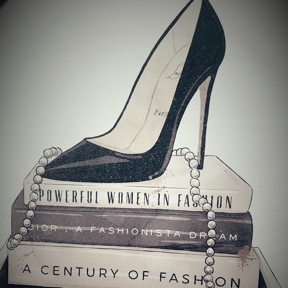 Meet your Posher, Renee' - Picture 3 of 10